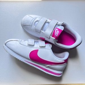 Nike Cortez Basic SL Sneaker White/Pink
